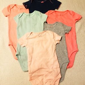 2/$20 Carter's short sleeve onesies bundle, 6M